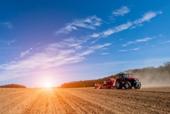 TRACTEURS ET MATERIELS AGRICOLES ET FORESTIERS